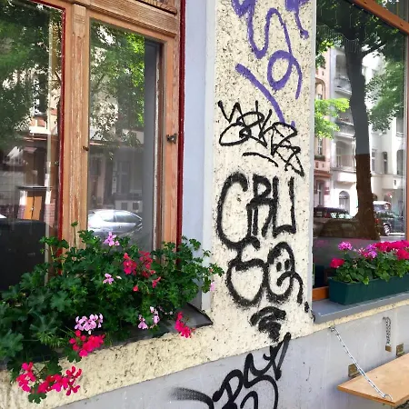 Hostel Minimal No 41 *