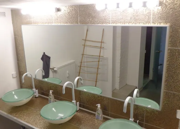 Hostel Minimal No 41 *