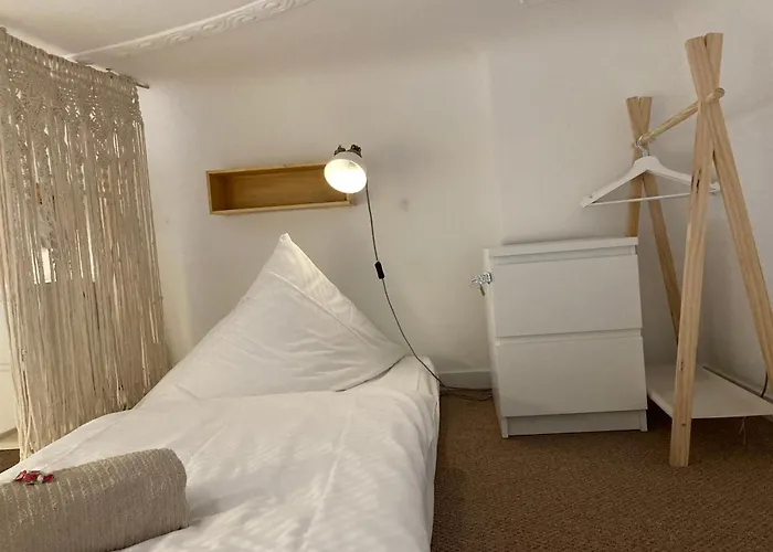 Hostel Minimal No 41 *