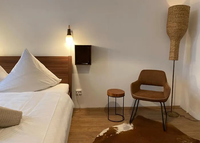 Minimal No 41 Hostel