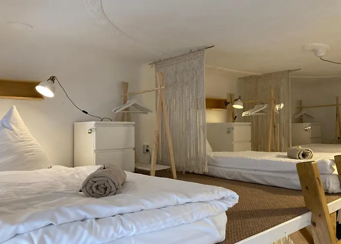 Albergue Minimal No 41 *